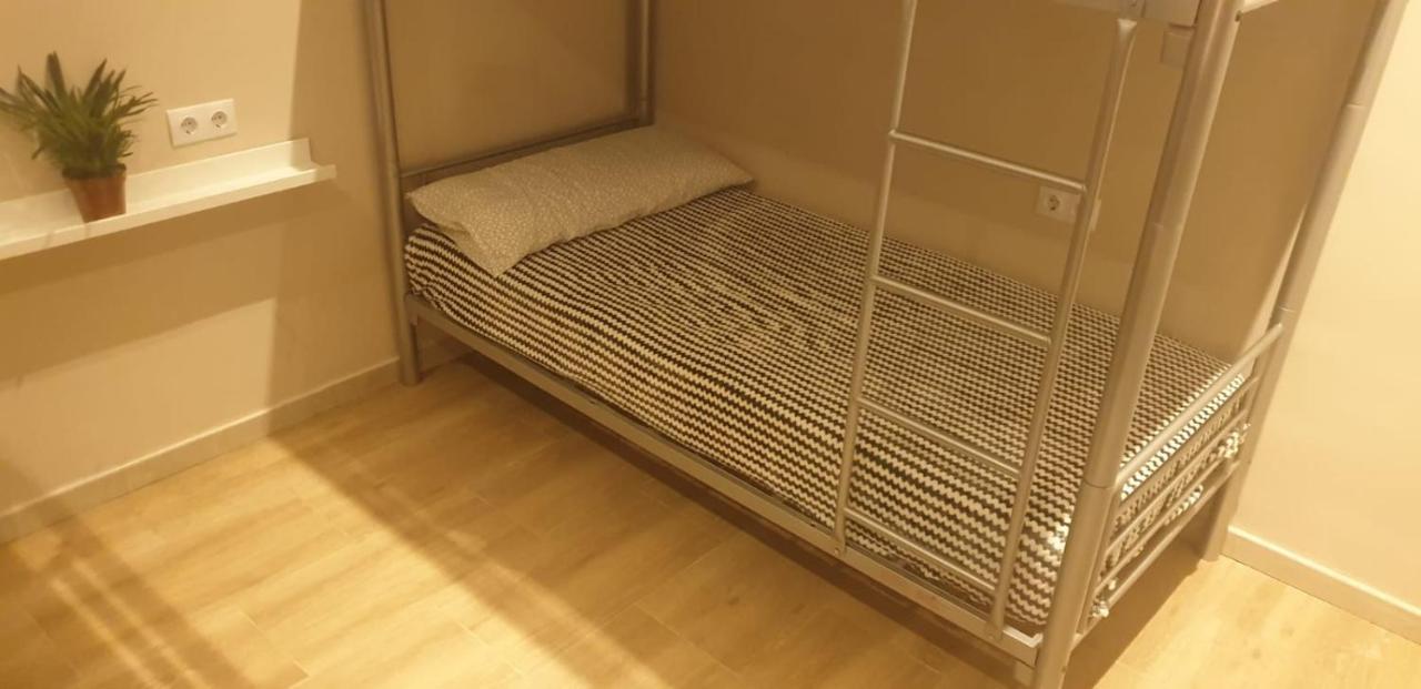 Traveller Host Hostel - Madrid — Photos 1